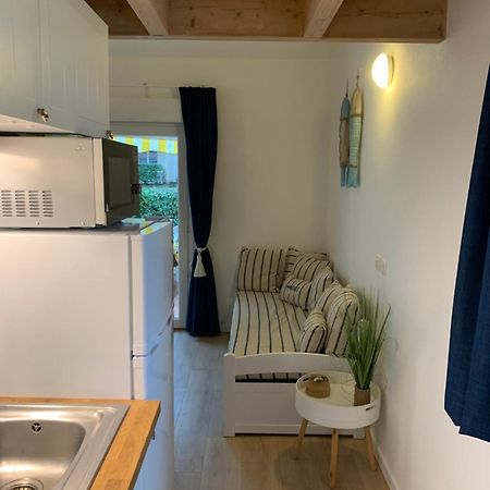 Maisonnette La Coti H5 Avec Piscine Interieure Chauffee, A 400 M De La Plage Et Menage De Fin Sejour Compris Saint-Georges-d'Oleron Εξωτερικό φωτογραφία