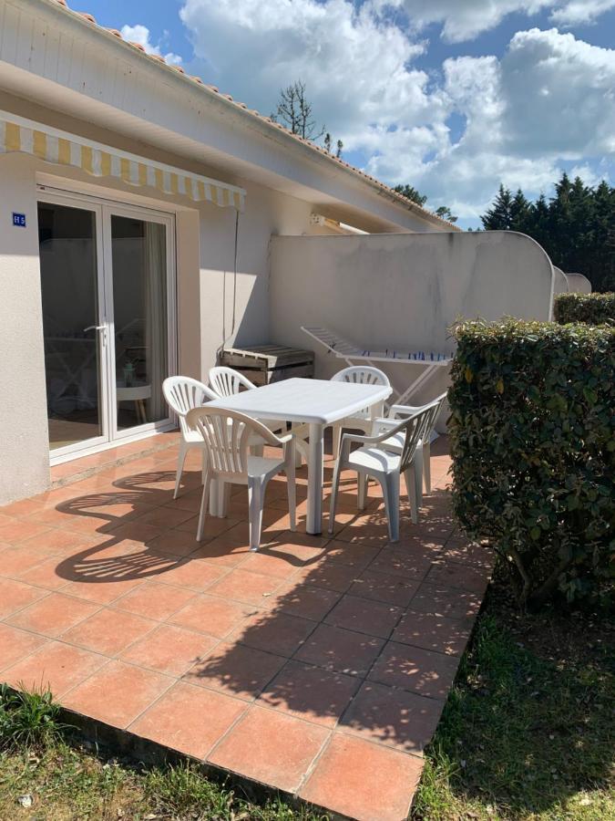 Maisonnette La Coti H5 Avec Piscine Interieure Chauffee, A 400 M De La Plage Et Menage De Fin Sejour Compris Saint-Georges-d'Oleron Εξωτερικό φωτογραφία